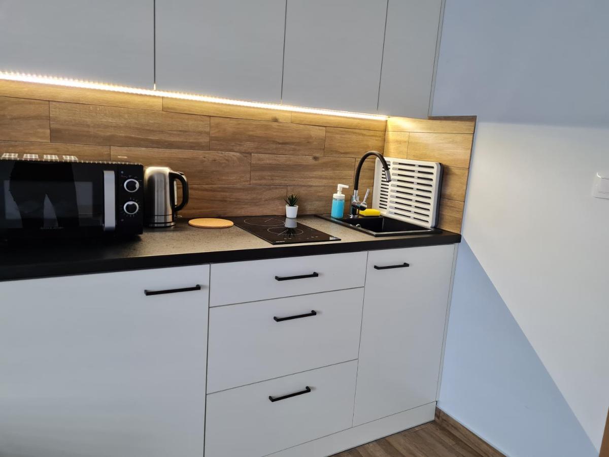 Apartment Laki18 *