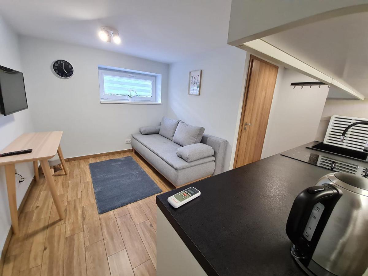 Apartment Laki18 *